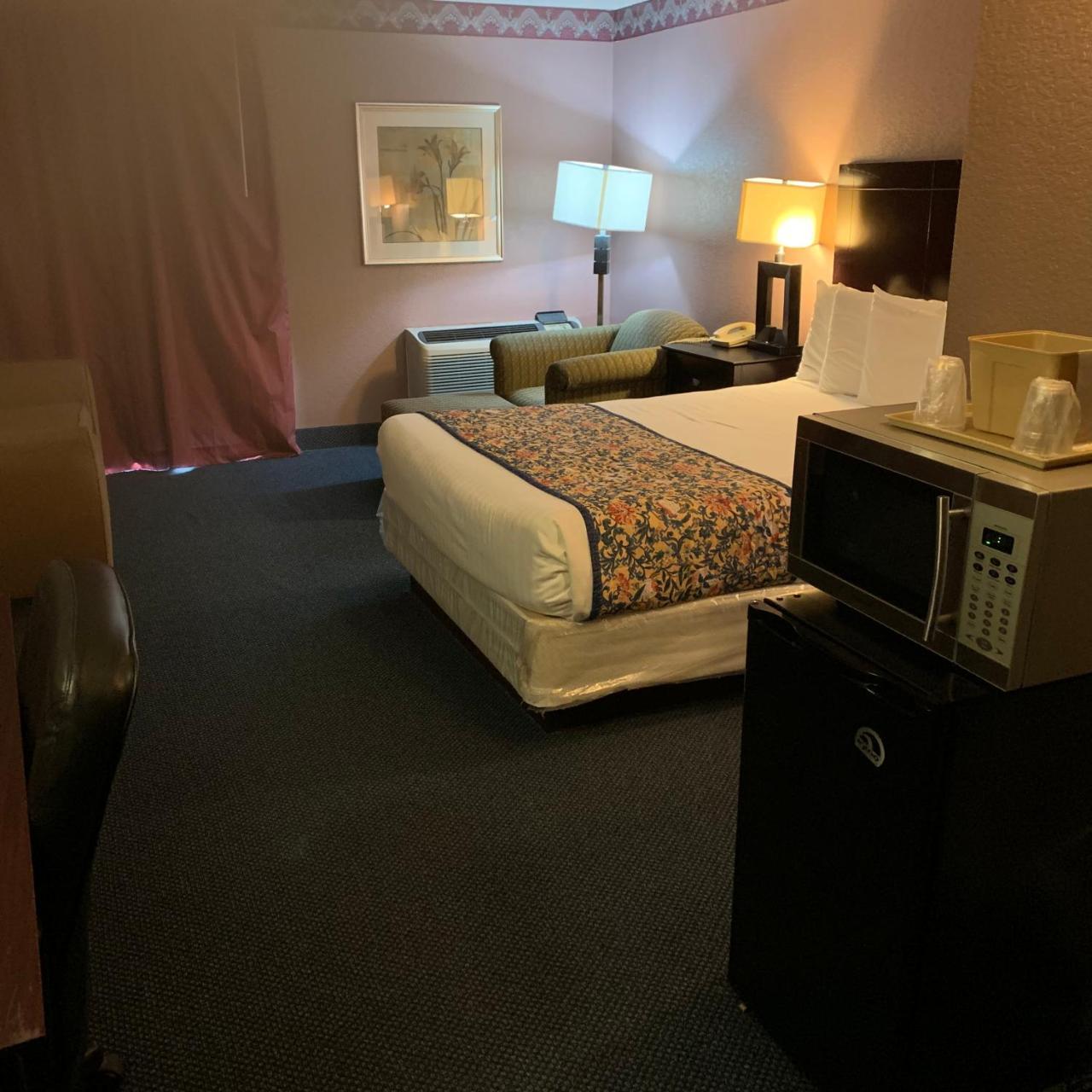 Lincoln Inn Express Hotel And Suites Oklahoma City Exterior foto